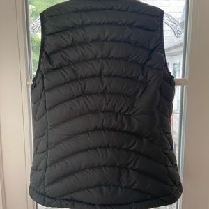 Patagonia women’s black vest